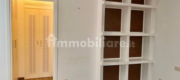 Офис с 3 комнатами в Рим, Италия № 195590 5