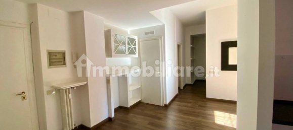 Офис с 3 комнатами в Рим, Италия № 195590 16