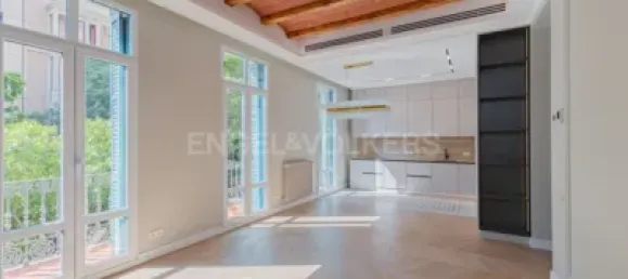 3 chambres Appartement à Eixample, Spain No. 79397 4