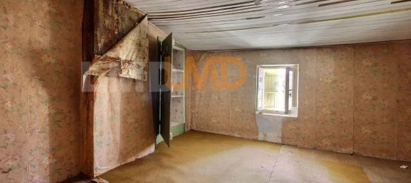 Дом с 3 спальнями в Тор, Франция № 103060 4