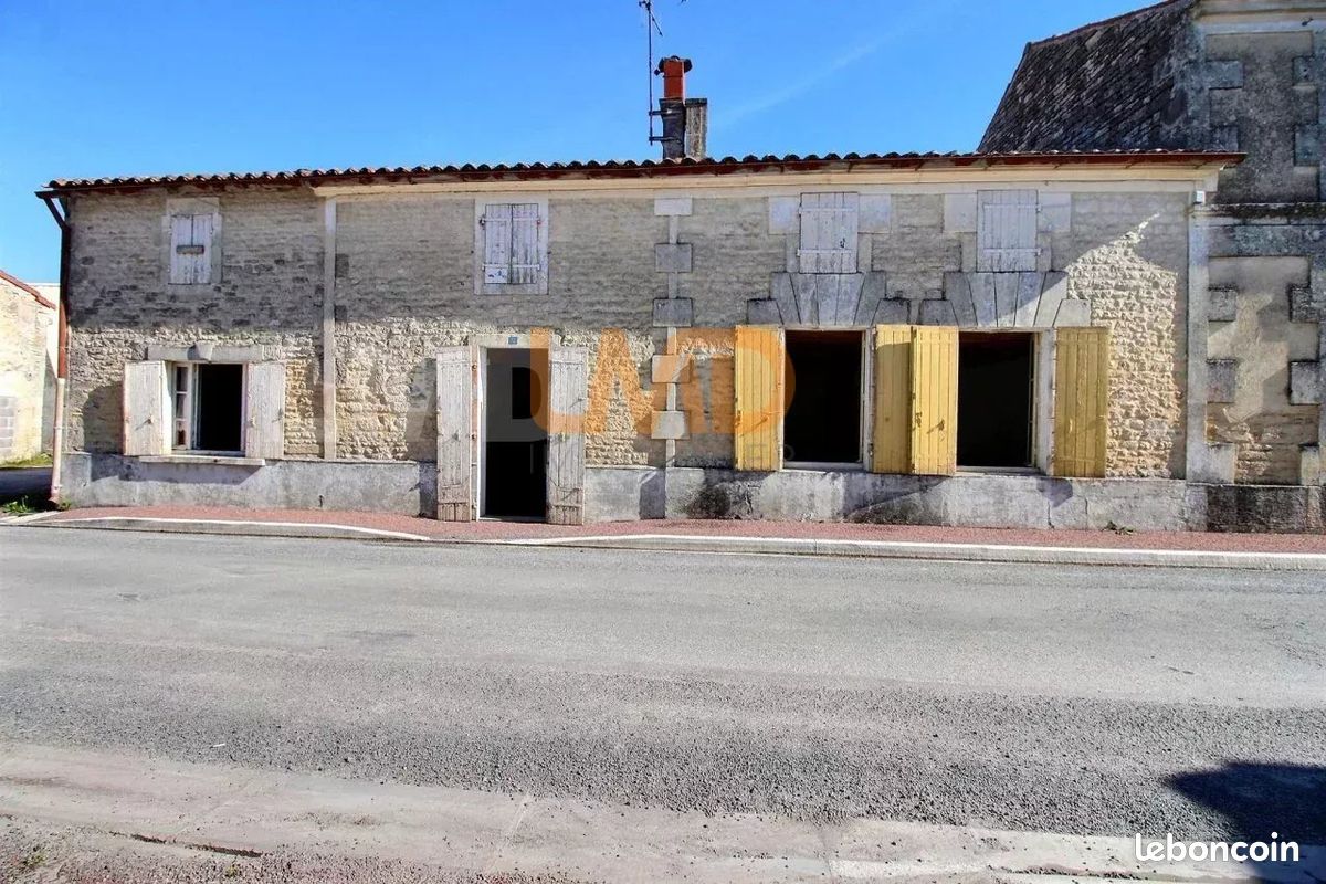 Дом с 3 спальнями в Тор, Франция № 103060