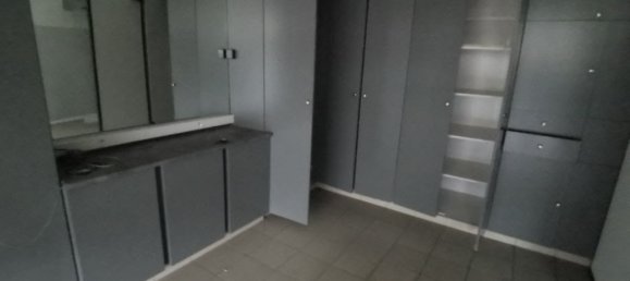 Gewerbliche Immobilie in Bethune, France 370m², Nr. 42982 13