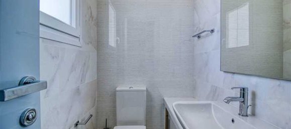 3 bedrooms Penthouse in Mesa Geitonia, Cyprus No. 8776 14