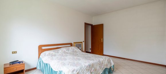 Studio à Oleggio Castello, Italy No. 297092 34