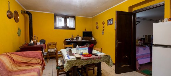 Studio à Oleggio Castello, Italy No. 297092 45