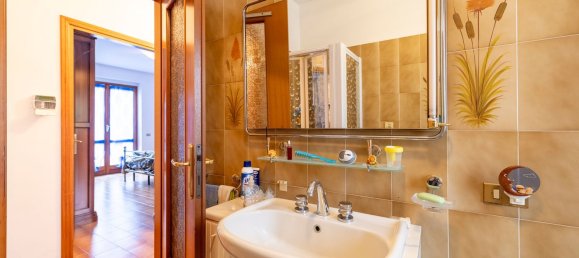 Studio à Oleggio Castello, Italy No. 297092 29