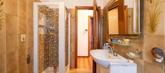 Studio à Oleggio Castello, Italy No. 297092 28