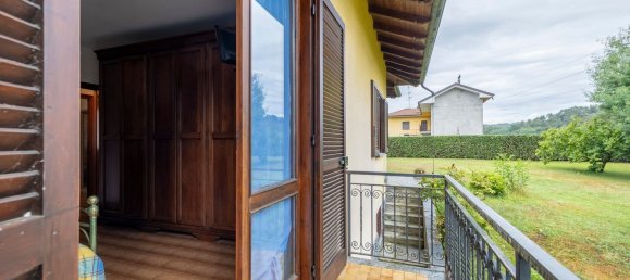 Studio à Oleggio Castello, Italy No. 297092 50