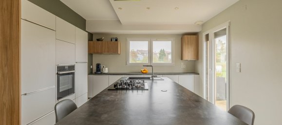 Дом с 6 комнатами в Гравлот, Франция № 209911 5