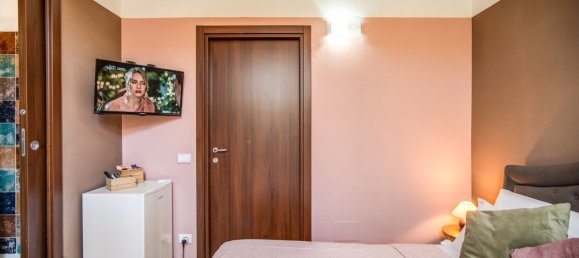 3 rooms Apartment in La Spezia, Italy No. 166147 16