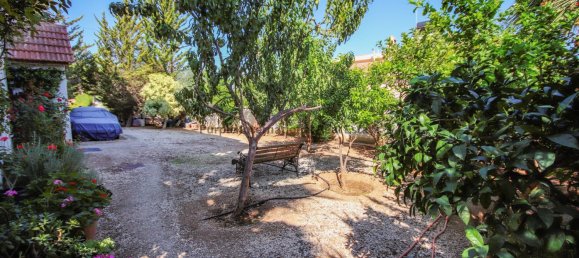 5 bedrooms Villa in Psevdas, Cyprus No. 1312 9