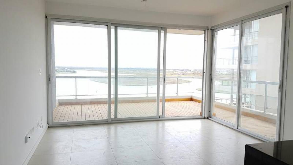 2 bedrooms Apartment in Tigre, Argentina No. 61075