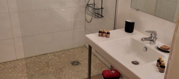 Apartamento de 2 dormitorios en Vichy, France No. 290534 4