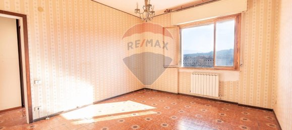 Apartamento de 5 divisões em Fabriano, Italy N.º 11378 8
