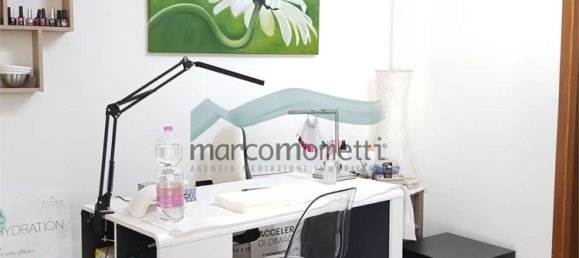 Propiedad comercial de 4 habitaciónes en Cappella Maggiore, Italy No. 178954 12