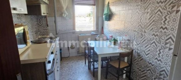 2 Schlafzimmer Wohnung in Guastalla, Italy, Nr. 313590 4
