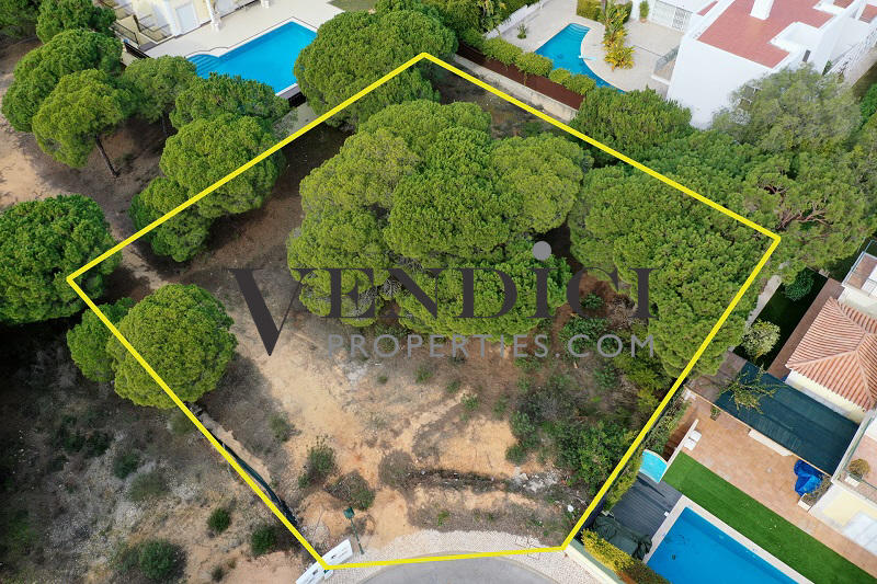  Land in Almancil, Portugal No. 109122