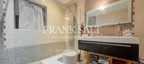 3 bedrooms Apartment in Sliema, Malta No. 94 23