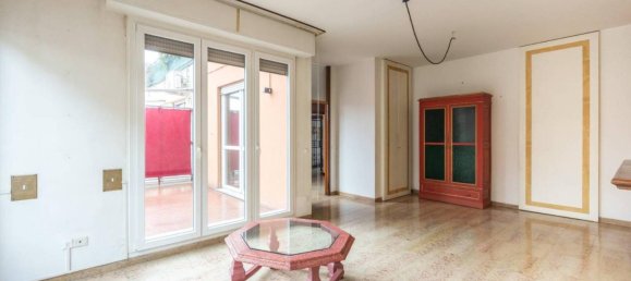 7 rooms Penthouse in Bologna, Italy No. 38075 14