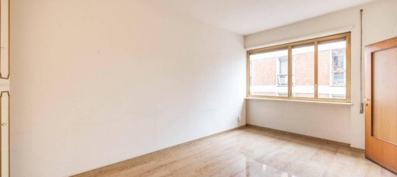 7 rooms Penthouse in Bologna, Italy No. 38075 41