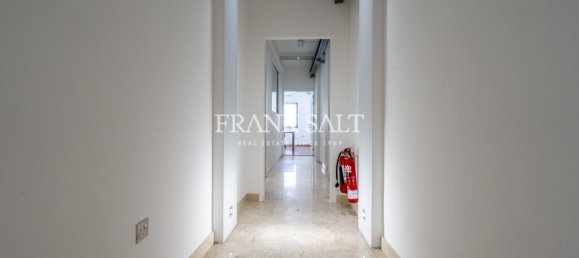 Bureau à Pieta, Malta 175m² No. 12437 15