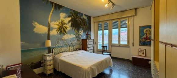 5 rooms Apartment in Florence, Italy No. 133874 6