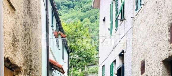 3 bedrooms House in Albisola Superiore, Italy No. 286415 6