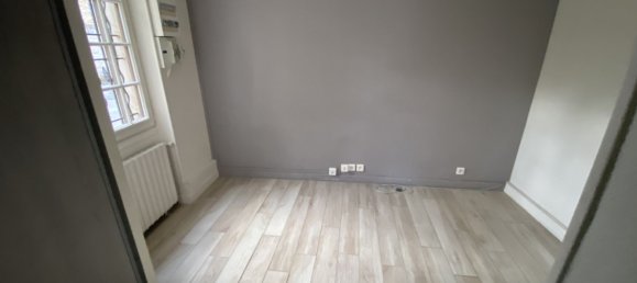  عقار تجاري في Chambly, France 78متر مربع رقم 68136 5