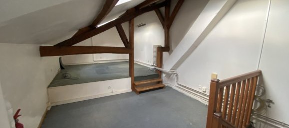  عقار تجاري في Chambly, France 78متر مربع رقم 68136 3