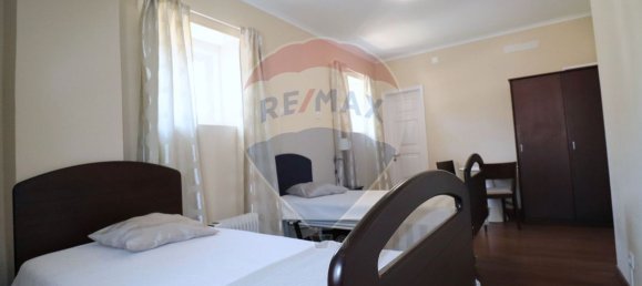 17 bedrooms House in Lisbon, Portugal No. 170038 22