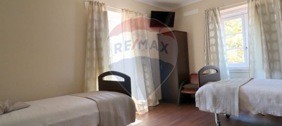 17 bedrooms House in Lisbon, Portugal No. 170038 24