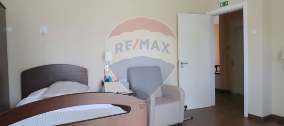 17 bedrooms House in Lisbon, Portugal No. 170038 25