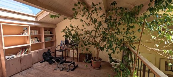 3 rooms Apartment in Trieste, Italy No. 291949 4