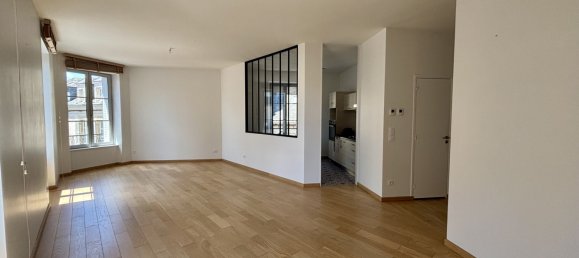 Дуплекс с 3 спальнями в Брив-ла-Гайард, Франция № 355064 2