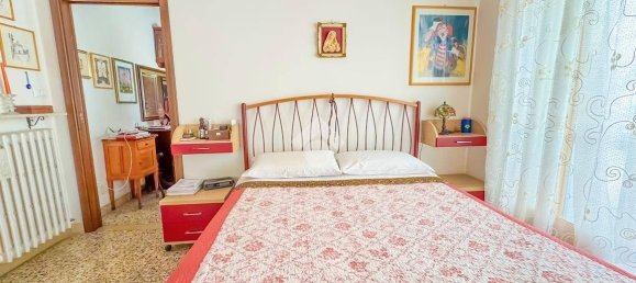 1 bedroom Apartment in Chieti, Italy No. 269793 8