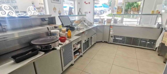 Gewerbliche Immobilie in Portimao, Portugal 72m², Nr. 64329 3