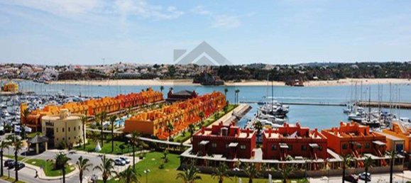 Gewerbliche Immobilie in Portimao, Portugal 72m², Nr. 64329 7