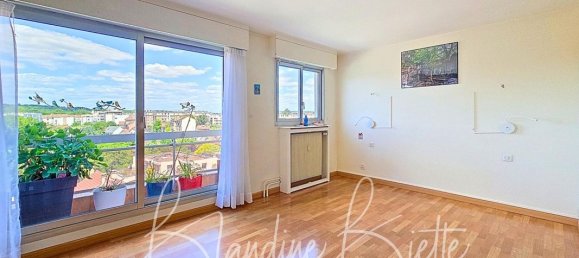 4 bedrooms Apartment in Le Pecq, France No. 291493 10