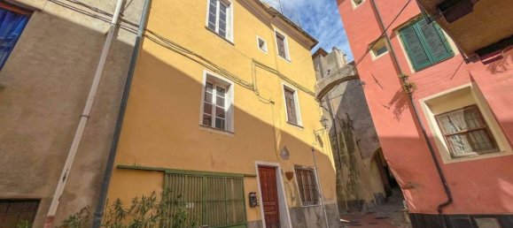 4 rooms House in Toirano, Italy No. 37598 14