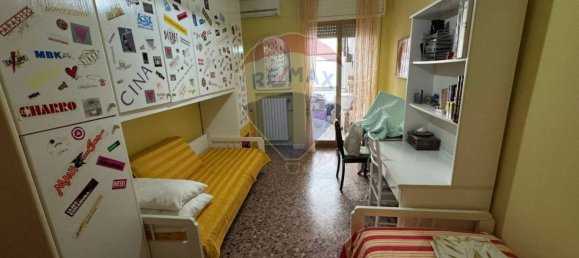 4 Schlafzimmer Wohnung in Modugno, Italy, Nr. 305820 3