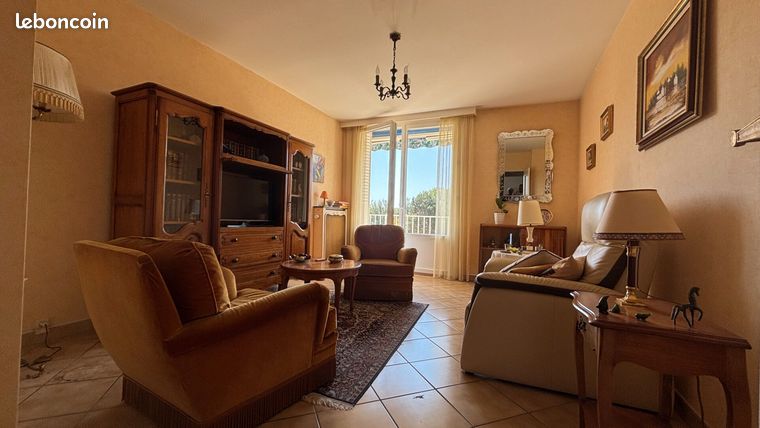 2 Schlafzimmer Wohnung in Tours, France, Nr. 301552