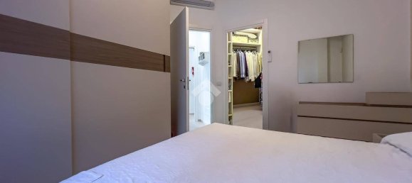 Apartamento de 2 dormitorios en Formia, Italy No. 319220 5