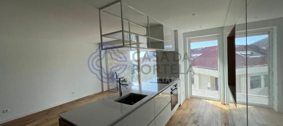 2 Schlafzimmer Wohnung in Porto, Portugal, Nr. 41025 8