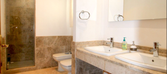 2 chambres Maison de ville à Marbella, Spain No. 118485 16