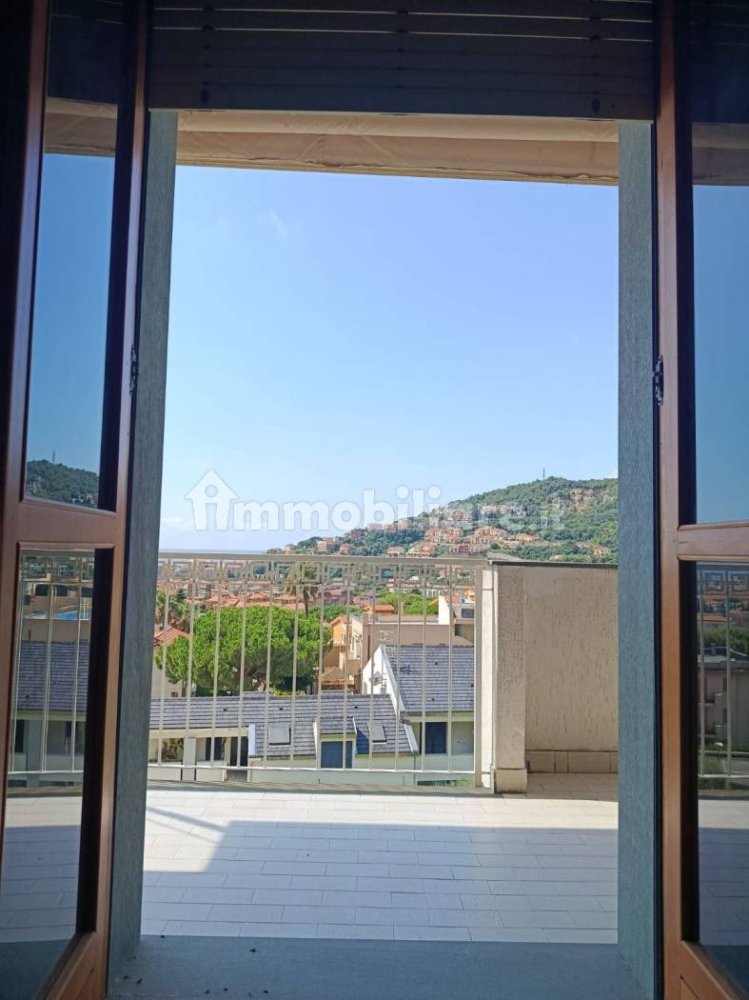 1 غرف نوم شقة في Pietra Ligure, Italy رقم 271612