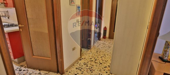 2 bedrooms Apartment in Bollate, Italy No. 358231 9