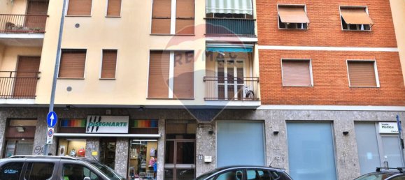 2 bedrooms Apartment in Bollate, Italy No. 358231 22