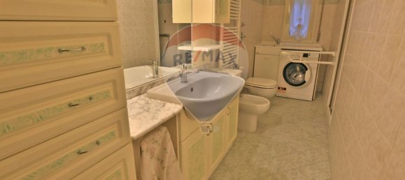 2 bedrooms Apartment in Bollate, Italy No. 358231 11