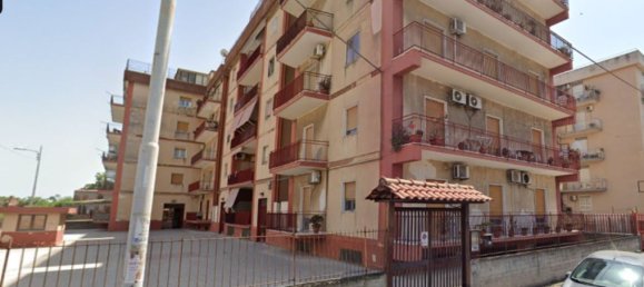 2 Schlafzimmer Wohnung in Catania, Italy, Nr. 327714 2