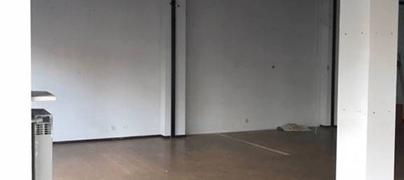 2 rooms Commercial property in Piacenza, Italy No. 92678 10